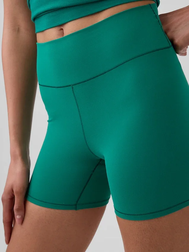 Pantaloncini da ciclismo GapFit Smooth da 4"