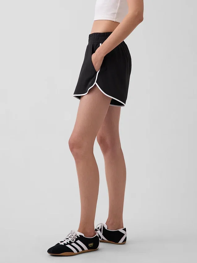 Pantaloncini da corsa GapFit Tech a vita alta