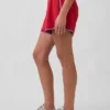 Pantaloncini da corsa GapFit Tech a vita alta