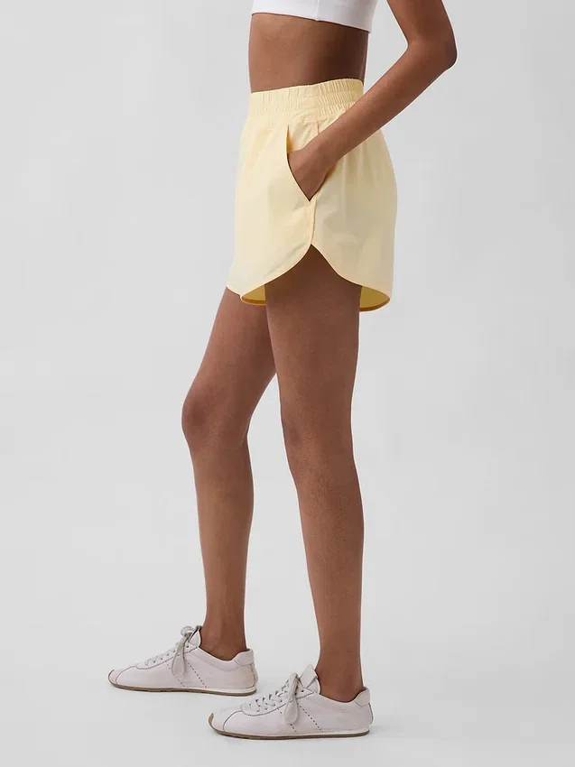 Pantaloncini da corsa GapFit Tech a vita alta