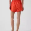 Pantaloncini da corsa GapFit Tech a vita alta