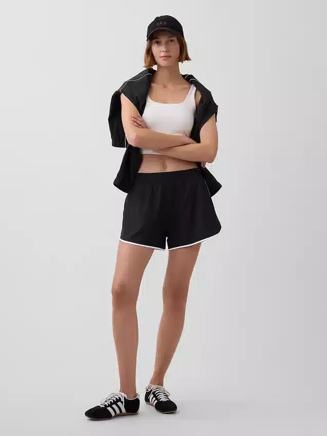 Pantaloncini da corsa GapFit Tech a vita alta