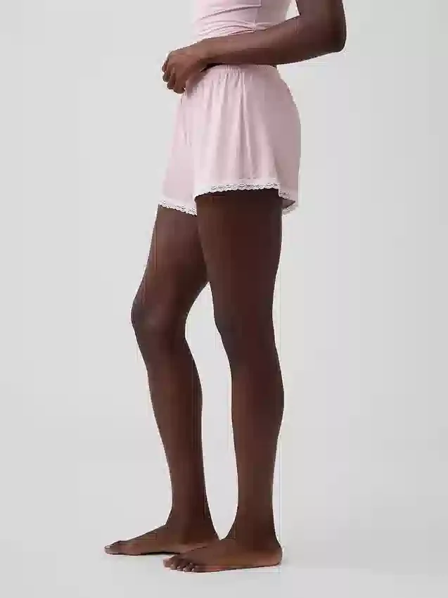 Pantaloncini da pigiama in modal morbidissimo con bordi in pizzo