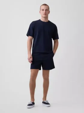 Pantaloncini dal taglio comodo da 5,5"