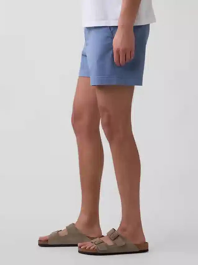 Pantaloncini dal taglio comodo da 5,5"