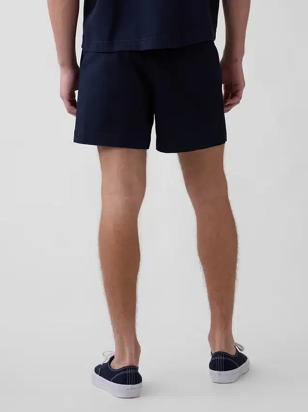 Pantaloncini dal taglio comodo da 5,5"