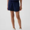 Pantaloncini facili da indossare in misto lino e cotone con bordi in pizzo per bambini