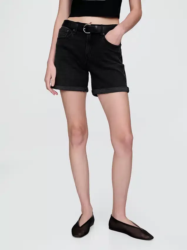 Pantaloncini girlfriend in denim a vita media da 5"