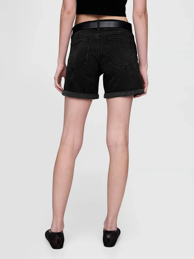 Pantaloncini girlfriend in denim a vita media da 5"