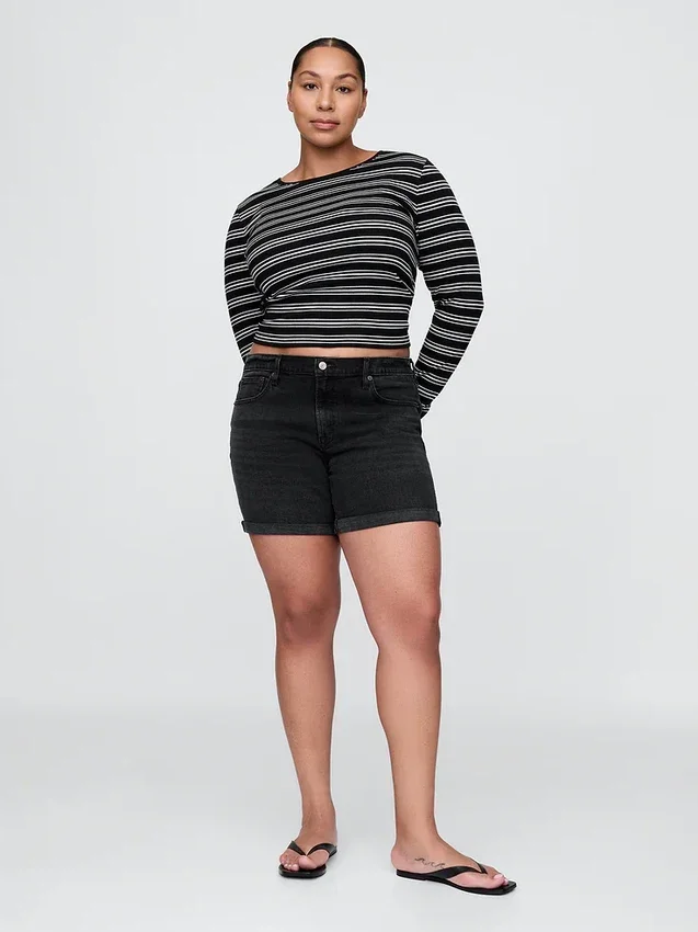 Pantaloncini girlfriend in denim a vita media da 5"