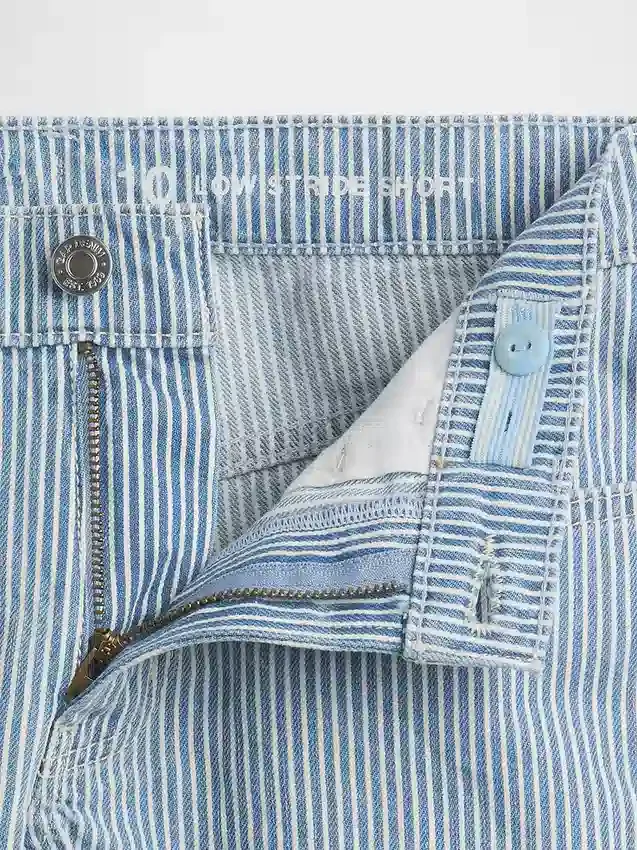 Pantaloncini in denim a righe a vita bassa per bambini