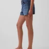 Pantaloncini in denim a vita alta (3,5") dal taglio dritto e morbido