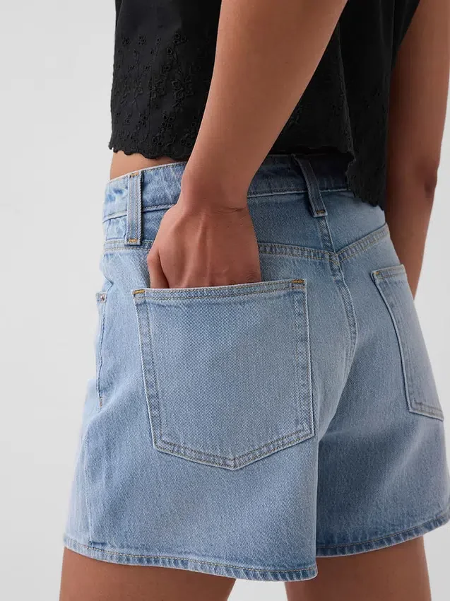 Pantaloncini in denim a vita alta (3,5") dal taglio dritto e morbido