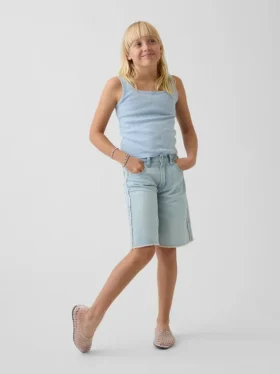 Pantaloncini in denim a vita bassa e linea allungata per bambini