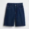 Pantaloncini in denim a vita bassa e linea allungata per bambini
