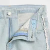 Pantaloncini in denim a vita bassa e linea allungata per bambini