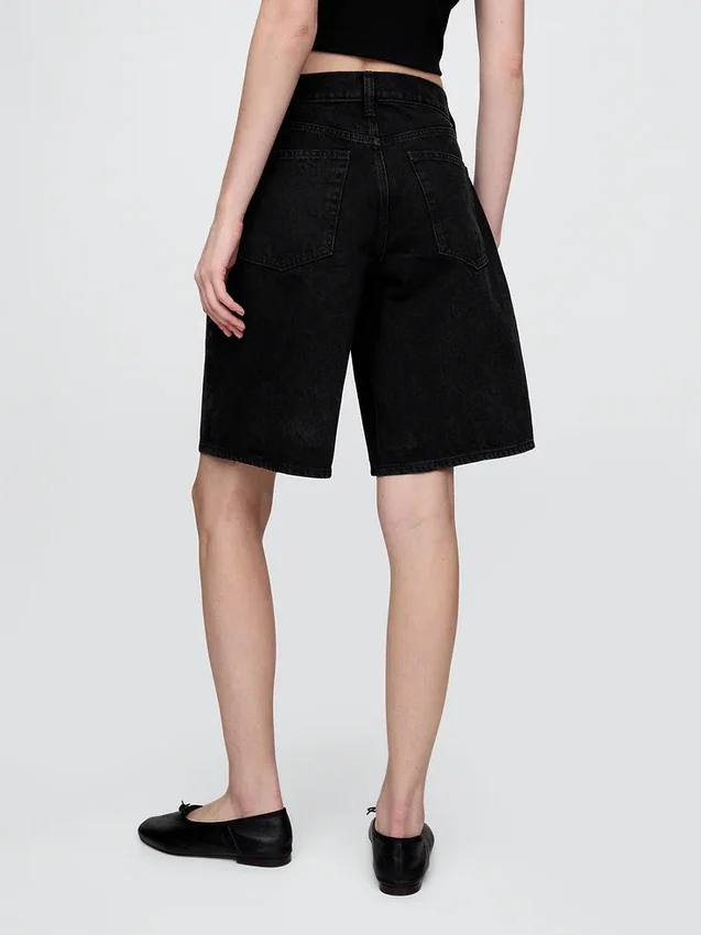 Pantaloncini in denim a vita media e linea allungata da 11"