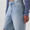 Pantaloncini in denim a vita media e linea allungata da 11"