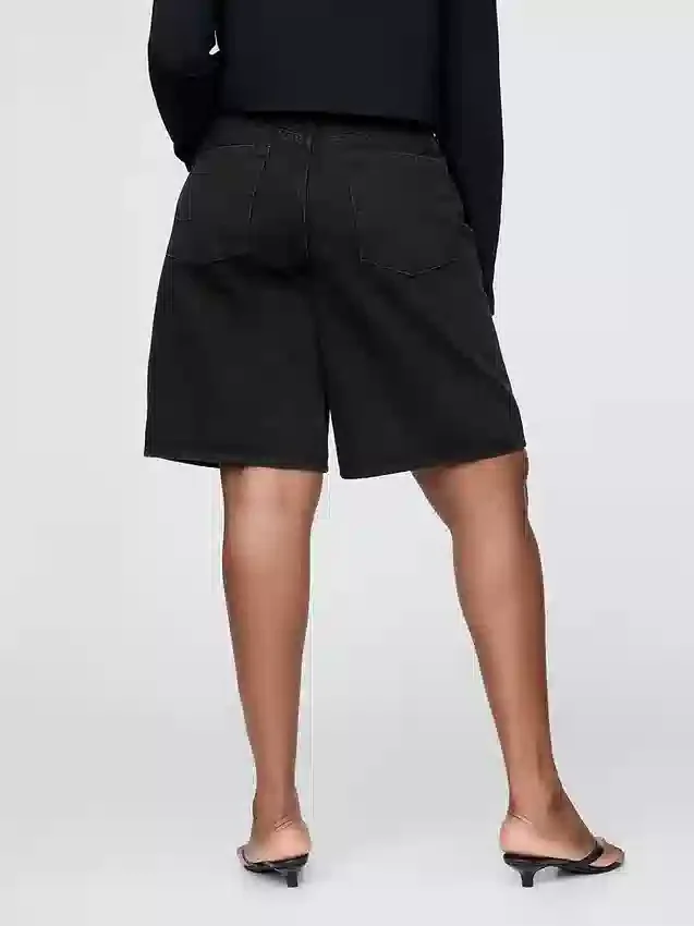 Pantaloncini in denim a vita media e linea allungata da 11"