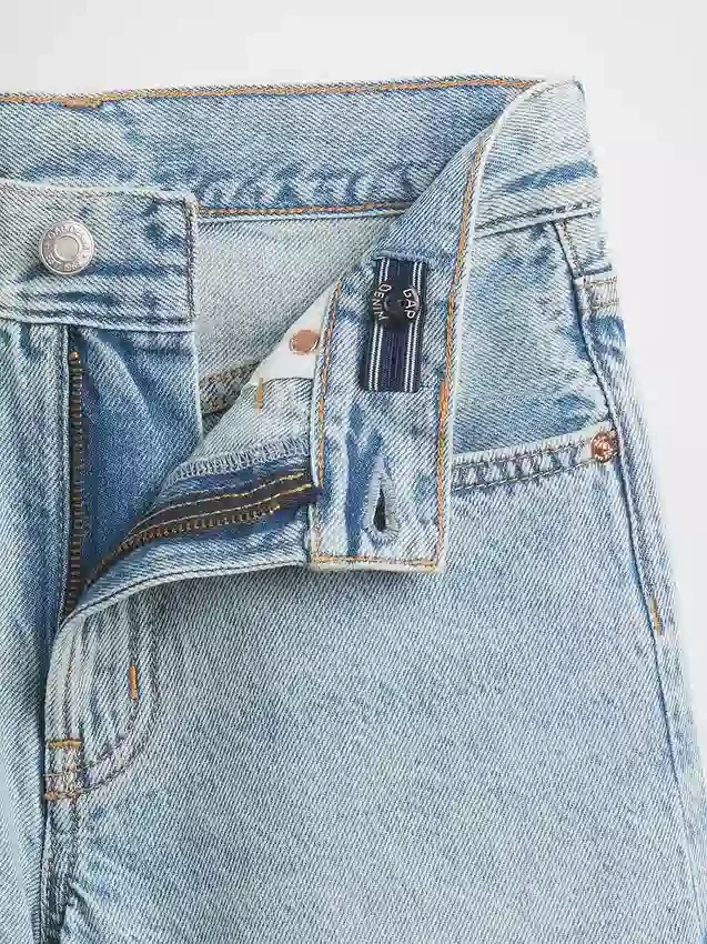 Pantaloncini in denim a vita media e linea allungata per bambini