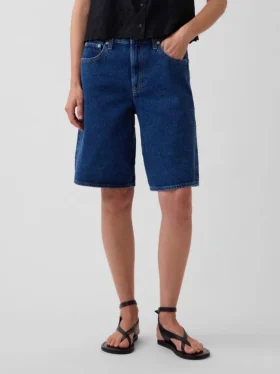 Pantaloncini in denim a vita media e linea lunga