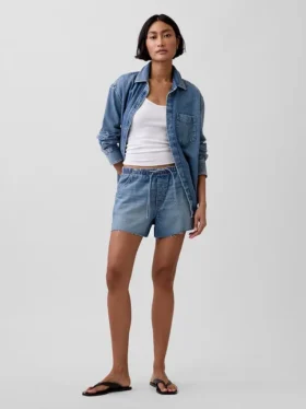Pantaloncini in denim comodi a vita bassa da 3,5”