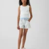 Pantaloncini in denim da bambino a vita bassa con ricamo a forma di limone