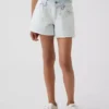 Pantaloncini in denim da bambino a vita bassa con ricamo a forma di limone