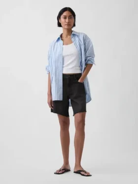 Pantaloncini in denim dal taglio ampio a vita media da 8"