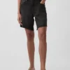 Pantaloncini in denim dal taglio ampio a vita media da 8"