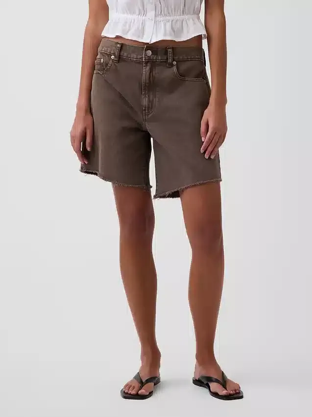 Pantaloncini in denim dal taglio ampio a vita media da 8"