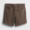Pantaloncini in denim dal taglio ampio a vita media da 8"