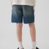 Pantaloncini in denim per bambini ultrasoft stile anni ’90, dal taglio ampio e comodo