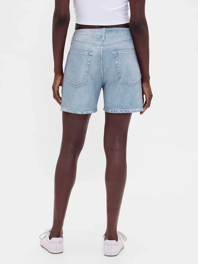 Pantaloncini in denim stampato a vita media