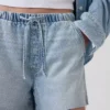 Pantaloncini in denim ultra morbidi a vita bassa da 3,5”