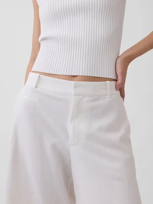 Pantaloncini in misto lino a vita bassa da 9"