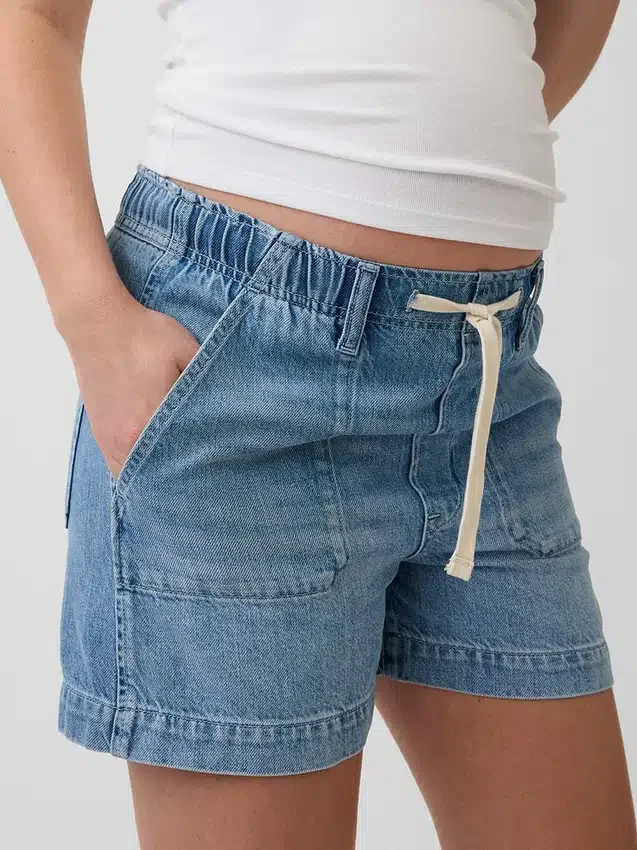Pantaloncini premaman comodi in denim ultra morbido con pannello intero