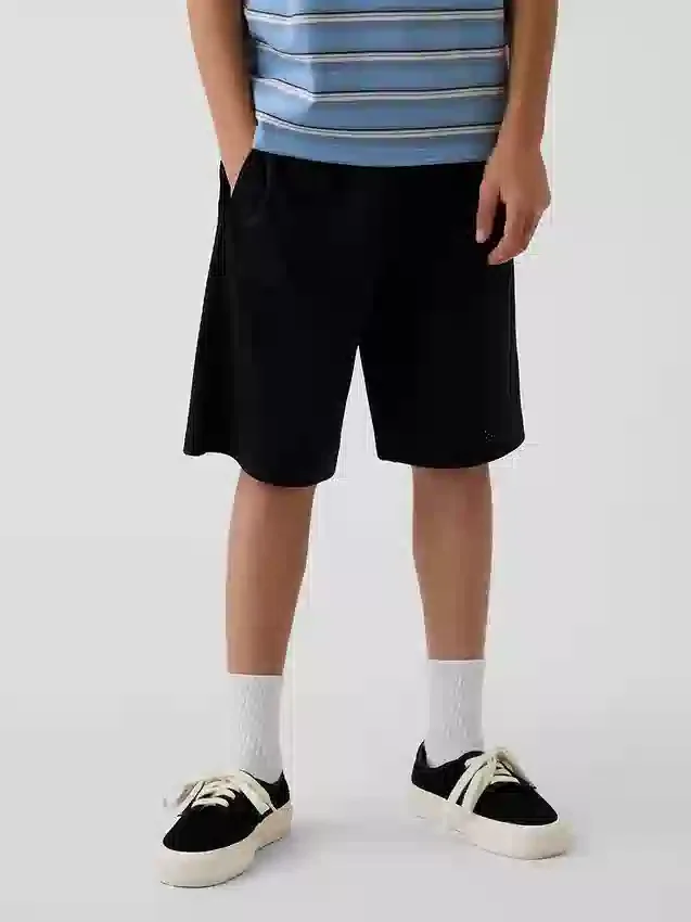 Pantaloncini sportivi in rete da bambino da 8"