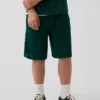 Pantaloncini sportivi in rete da bambino da 8"