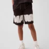 Pantaloncini sportivi in rete da bambino da 8"