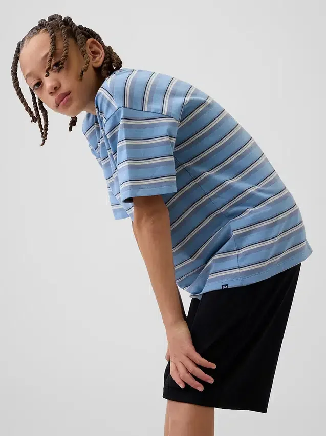 Pantaloncini sportivi in rete da bambino da 8"
