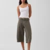Pantaloni a campana con cintura a vita media