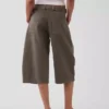 Pantaloni a campana con cintura a vita media