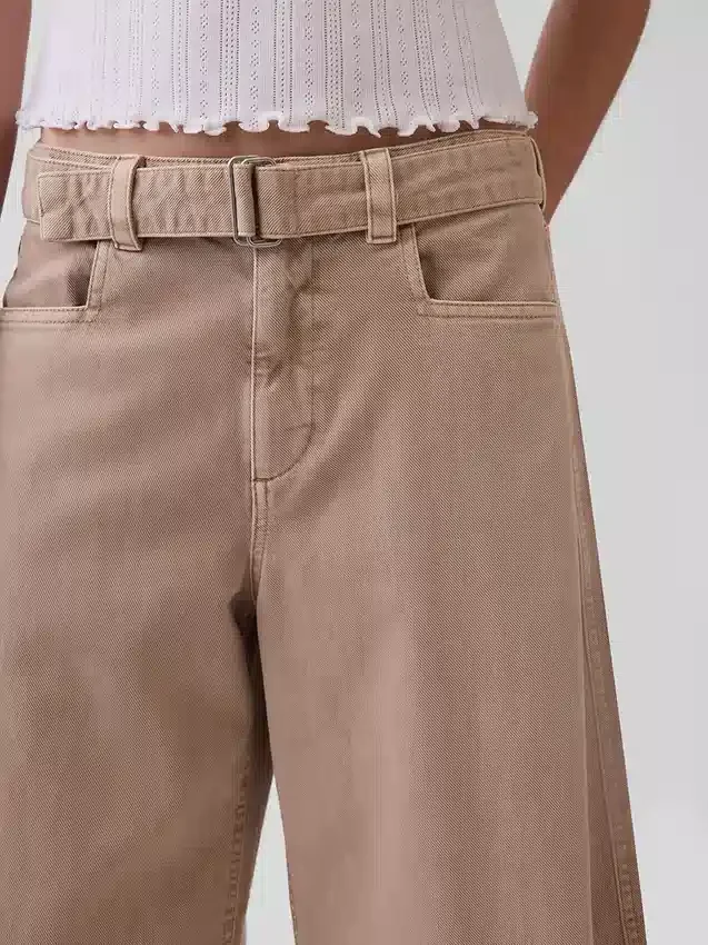 Pantaloni a campana con cintura a vita media