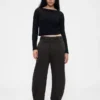 Pantaloni a gamba larga in twill a vita media