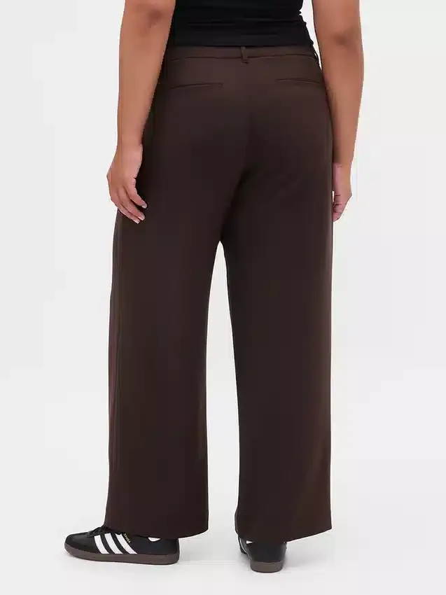 Pantaloni a pieghe in twill spazzolato a vita bassa 365