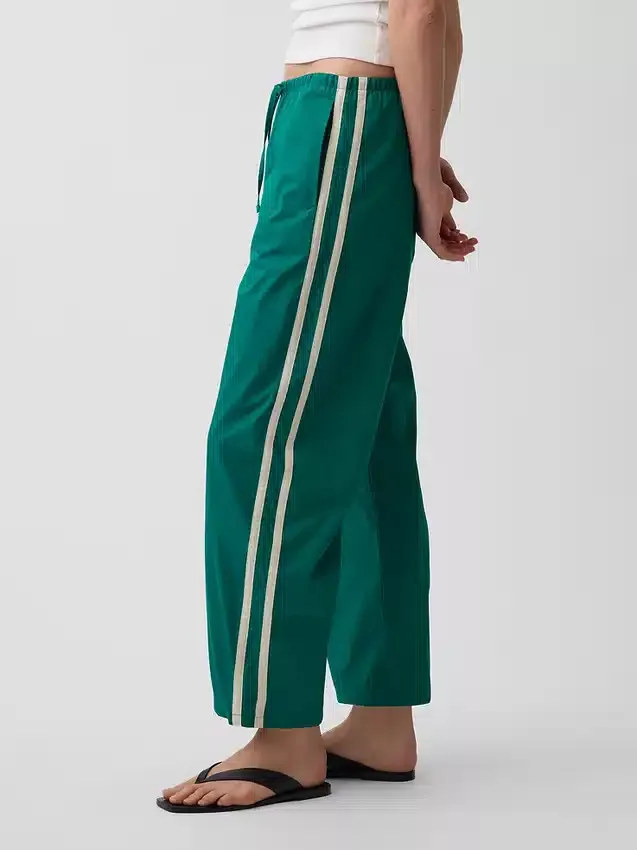 Pantaloni a righe in popeline di cotone biologico dal taglio comodo