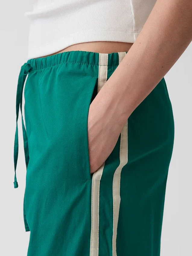 Pantaloni a righe in popeline di cotone biologico dal taglio comodo