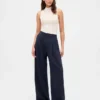 Pantaloni a vita alta con pieghe 365
