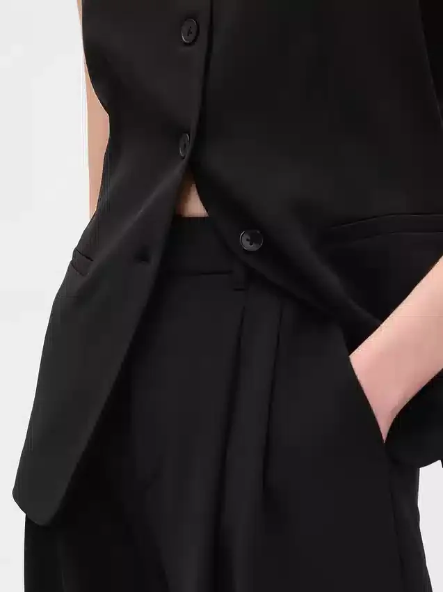 Pantaloni a vita alta con pieghe 365